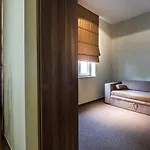 Luxury 4*