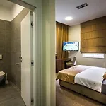 Luxury 4*