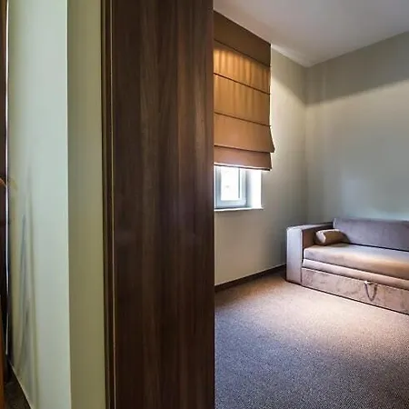 Luxury 4*