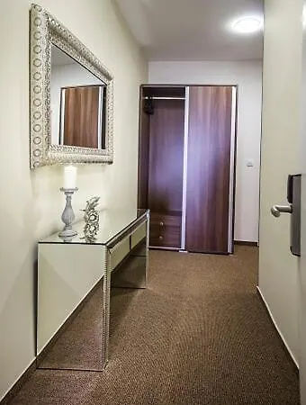 住宿加早餐酒店 Luxury 4*
