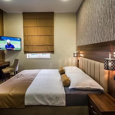 Luxury 4*