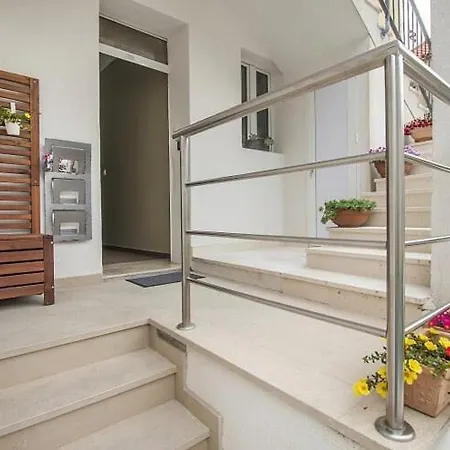 Luxury Bed & Breakfast 4*