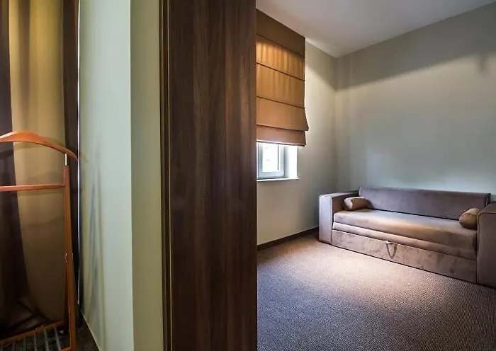 Luxury 4*