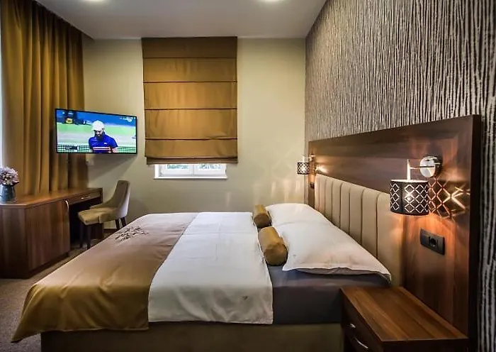 Luxury 4*